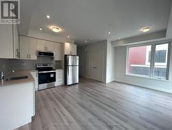 18 - 3405 RIDGEWAY DRIVE E  Mississauga, ON L5L 0B9