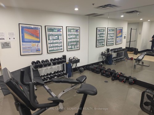 504-120 Dallimore Circle, Toronto, ON - Indoor Photo Showing Gym Room