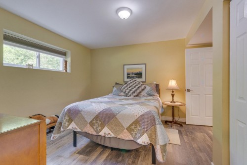 Chambre à coucher principale - 124 Ch. Crawford, Litchfield, QC - Indoor Photo Showing Bedroom