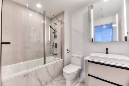Bathroom - 1703-720 Rue St-Jacques, Montréal (Ville-Marie), QC - Indoor Photo Showing Bathroom