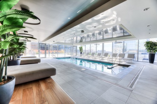 Pool - 1703-720 Rue St-Jacques, Montréal (Ville-Marie), QC -  Photo Showing Other Room With In Ground Pool