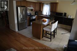 28 DULVERTON DRIVE  Brampton, ON L7A 0P3