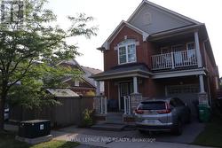 28 DULVERTON DRIVE  Brampton, ON L7A 0P3