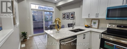 86 MAGDALENE CRESCENT S  Brampton, ON L6Z 0G9