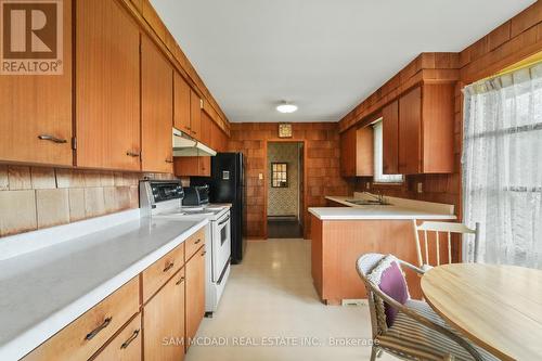 5114 Allan Path, Erin, ON - Indoor Photo Showing Kitchen