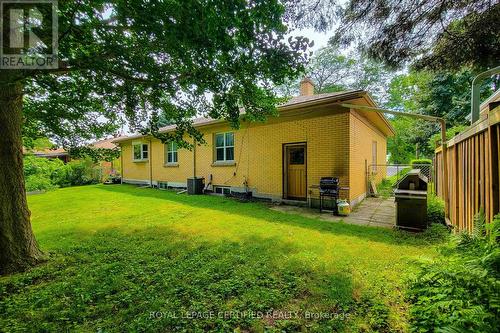 55 Garner Road, Hamilton, ON - Outdoor