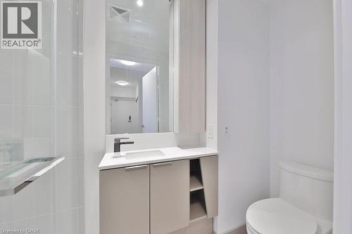 3900 CONFEDERATION Parkway Unit# 4001 , Mississauga, Ontario L5B 0M3 5