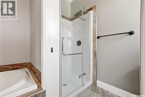 7 Lott Road E, White City, SK - Indoor Photo Showing Bathroom