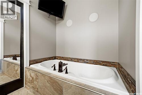 7 Lott Road E, White City, SK - Indoor Photo Showing Bathroom