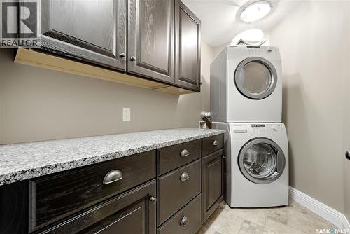 7 Lott Road E, White City, SK - Indoor Photo Showing Laundry Room