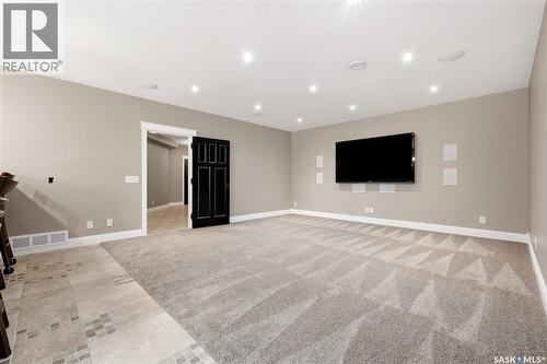 7 Lott Road E, White City, SK - Indoor