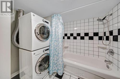 2796 Tallberg Court, Mississauga, ON - Indoor Photo Showing Laundry Room