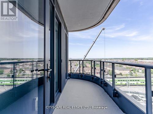 405 - 120 Eagle Rock Way, Vaughan, ON - Outdoor With View With Exterior