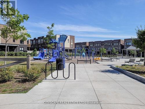 405 - 120 Eagle Rock Way, Vaughan, ON - Outdoor