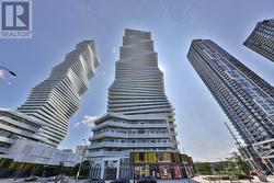 4001 - 3900 CONFEDERATION PARKWAY Mississauga, ON L5V 0M3