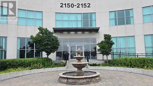 1812 - 2150 Lawrence Avenue E, Toronto, ON - Outdoor