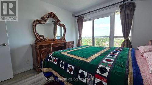1812 - 2150 Lawrence Avenue E, Toronto, ON - Indoor Photo Showing Bedroom