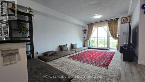 1812 - 2150 Lawrence Avenue E, Toronto, ON - Indoor Photo Showing Bedroom