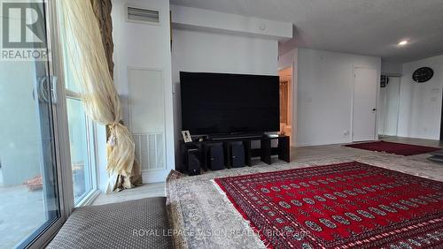 1812 - 2150 Lawrence Avenue E, Toronto, ON - Indoor