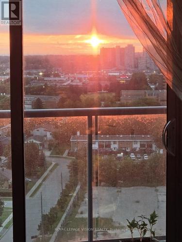 1812 - 2150 Lawrence Avenue E, Toronto, ON -  With Balcony With View