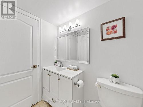 404 - 30 Hayden Street, Toronto, ON - Indoor Photo Showing Bathroom