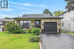 408 REXFORD Drive  Hamilton, ON L8W 2M6