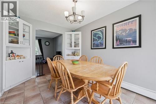 153 Fourth Avenue, Kitchener, ON - Indoor Photo Showing Dining Room