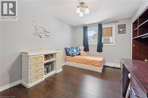 153 Fourth Avenue, Kitchener, ON - Indoor