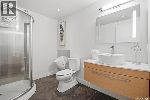 111 Fleming Crescent, Saskatoon, SK - Indoor Photo Showing Bathroom