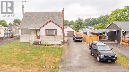 215 KNOLL STREET  Port Colborne (Main Street), ON L3K 5B5