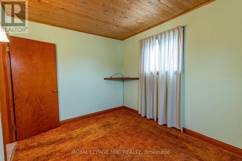 main floor bedroom - 215 Knoll Street, Port Colborne (Main Street), ON - Indoor Photo Showing Other Room