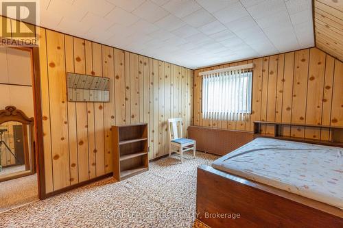 upper bedroom 2 - 215 Knoll Street, Port Colborne (Main Street), ON - Indoor