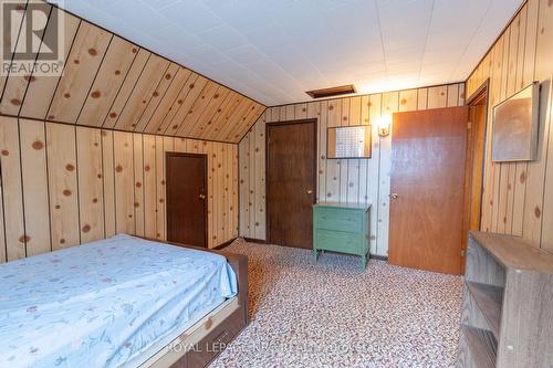 upper bedroom 2 - 215 Knoll Street, Port Colborne (Main Street), ON - Indoor Photo Showing Bedroom