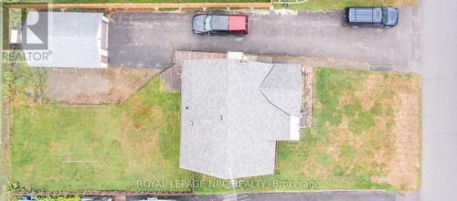 overhead - 215 Knoll Street, Port Colborne (Main Street), ON -  With View