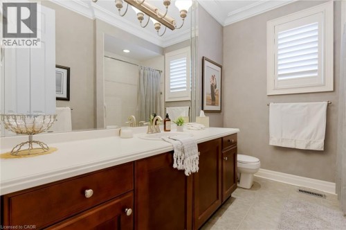 150 Garth Massey Drive, Cambridge, ON - Indoor Photo Showing Bathroom