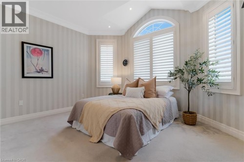 150 Garth Massey Drive, Cambridge, ON - Indoor Photo Showing Bedroom