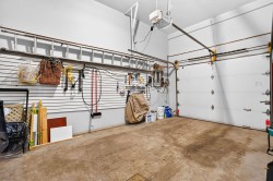 Garage - 