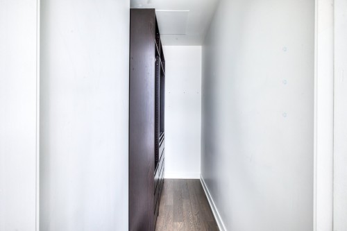 Penderie (Walk-in) - 207-1155 Rue De La Montagne, Montréal (Ville-Marie), QC - Indoor Photo Showing Other Room