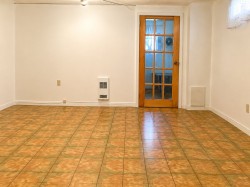 Family Room - 