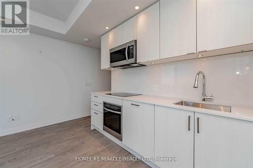1928 Lakeshore Boulevard W, Toronto, ON 