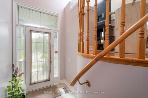 469 Bristol Road W, Mississauga, ON - Indoor Photo Showing Other Room
