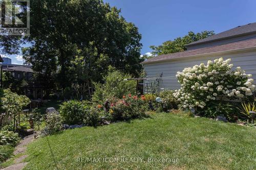 299 Park Street, Kitchener, ON - Outdoor