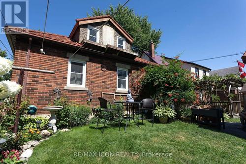 299 Park Street, Kitchener, ON - Outdoor With Exterior