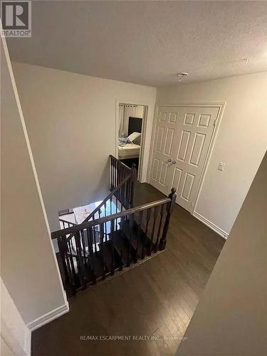 3930 Tufgar Crescent, Burlington, ON - Indoor