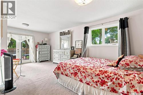 2715 Arlington Avenue, Saskatoon, SK - Indoor Photo Showing Bedroom