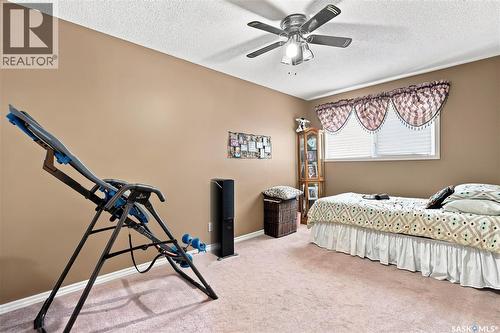 2715 Arlington Avenue, Saskatoon, SK - Indoor Photo Showing Bedroom