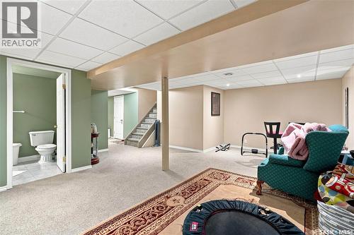 2715 Arlington Avenue, Saskatoon, SK - Indoor