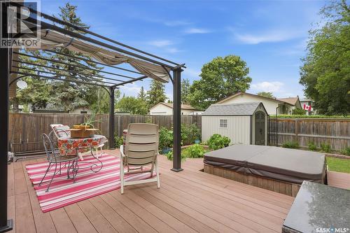 2715 Arlington Avenue, Saskatoon, SK - Outdoor With Deck Patio Veranda