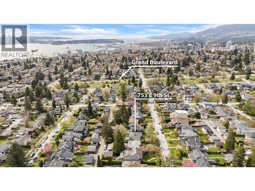 753 E 9Th Street, North Vancouver, BC - Outdoor With View
