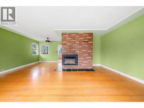 753 E 9Th Street, North Vancouver, BC - Indoor Photo Showing Other Room With Fireplace